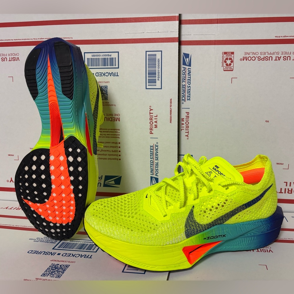 Nike ZoomX 🔥 Vaporfly Green Volt Scream DV4129-700 Women’s Size 7 7.5 8 10 - Picture 2 of 9
